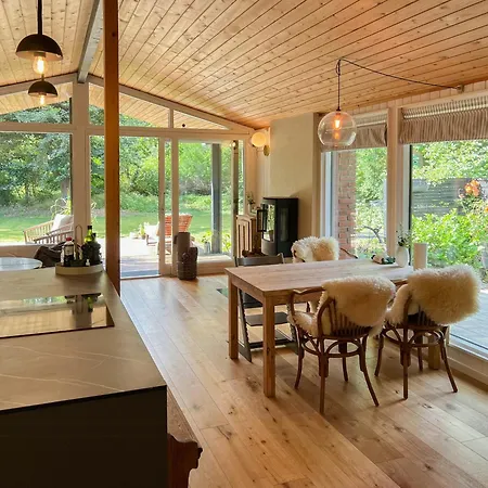 Cozy Summerhouse Near The In Rageleje 度假居